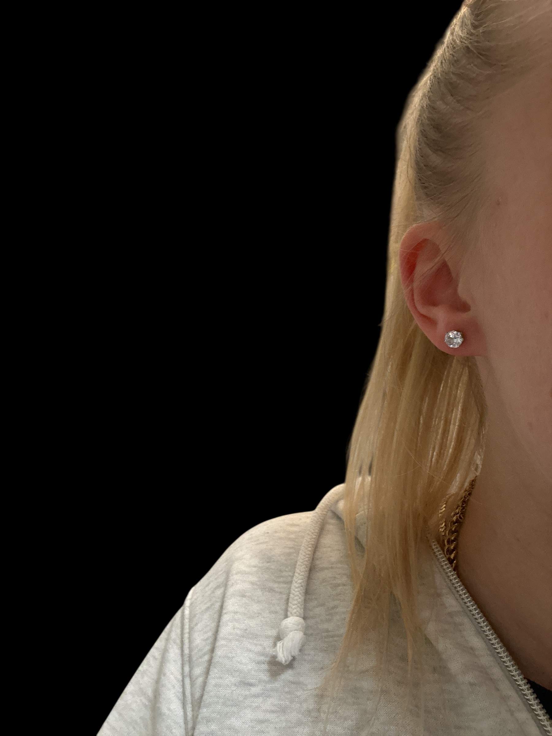 Statement Crystal Round Ohrstecker silber - Edelstahl, Wasserfest - Image 2