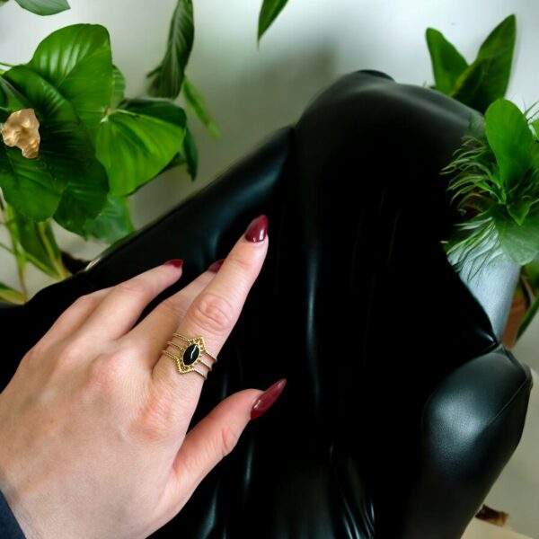 Royal Opal Ring gold & black stone - Edelstahl, verstellbar - Image 2